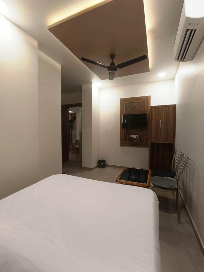 Sai Sagar Lodging&Boarding Ulhasnagar Bagian luar foto