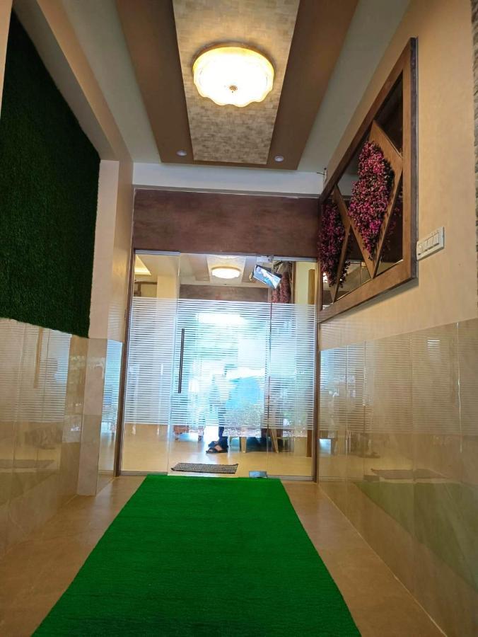 Sai Sagar Lodging&Boarding Ulhasnagar Bagian luar foto