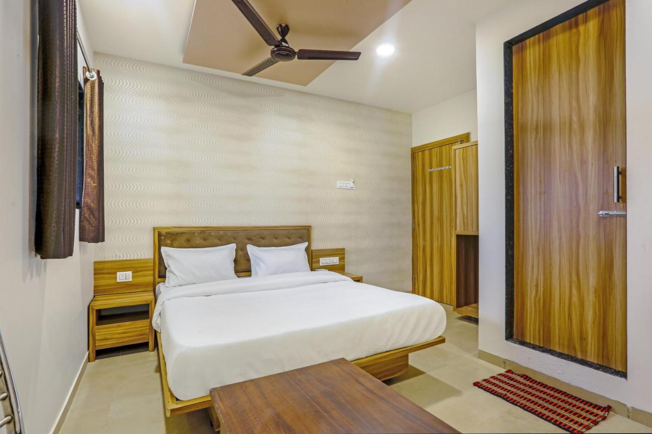 Sai Sagar Lodging&Boarding Ulhasnagar Bagian luar foto
